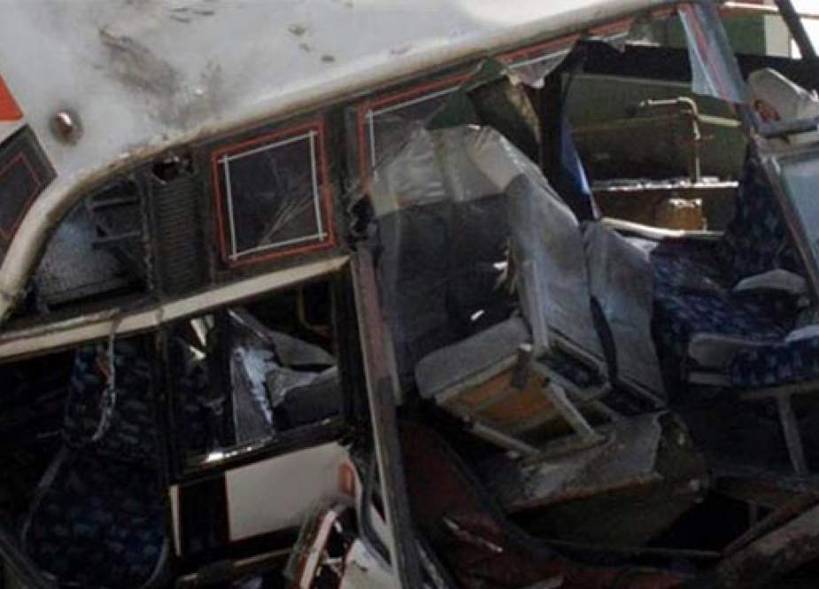 کوئٹہ، ڈرائیور کو اونگھ آنے سے کوچ الٹ گئی، 10 مسافر زخمی