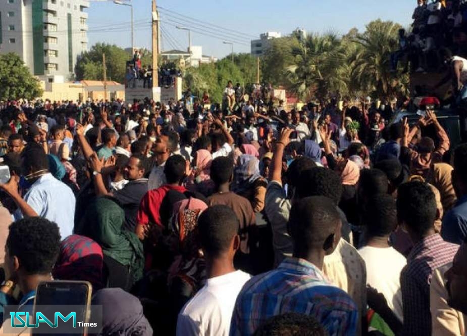 قوى معارضة سودانية تدعو إلى تنحي البشير