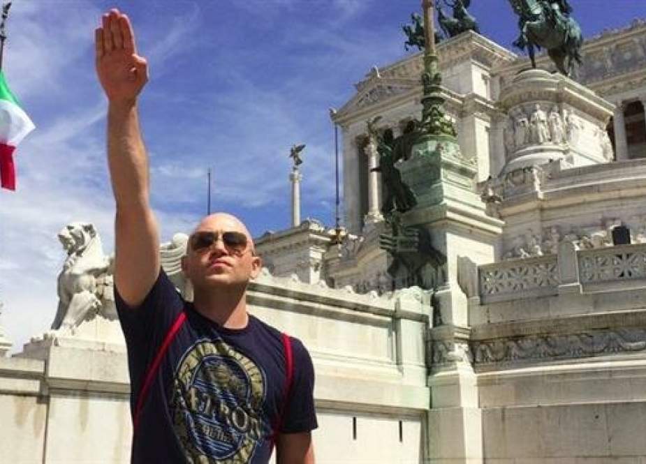 Andrew Anglin gives the Nazi salute in Rome.