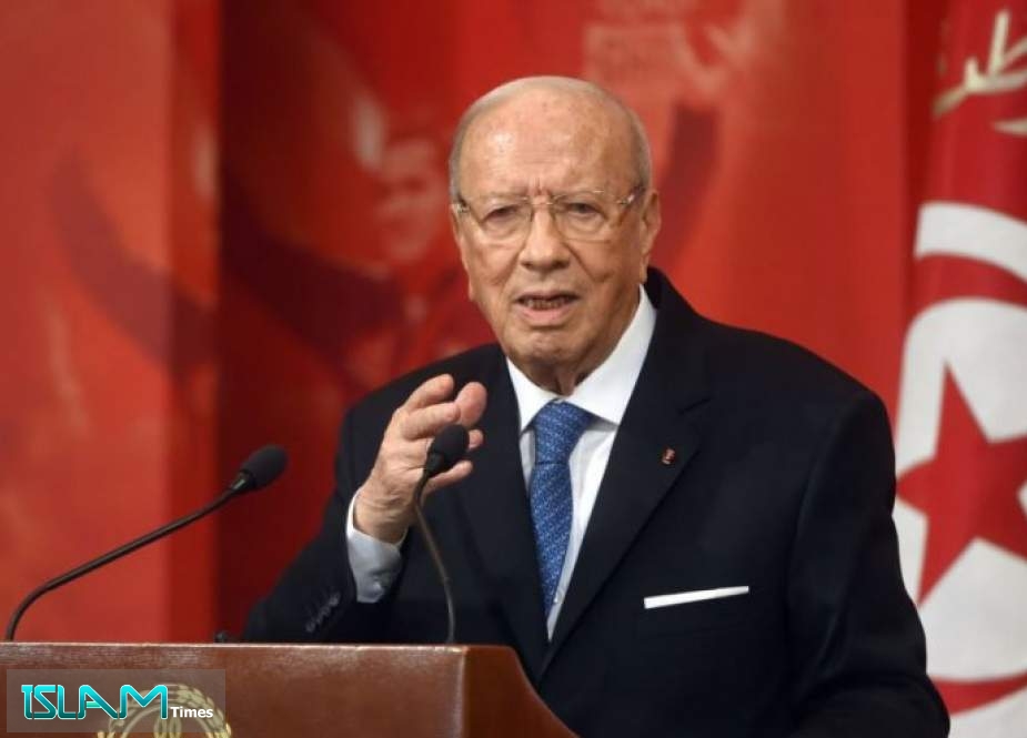 الرئيس التونسي يدعو الاطراف الليبية لضبط النفس