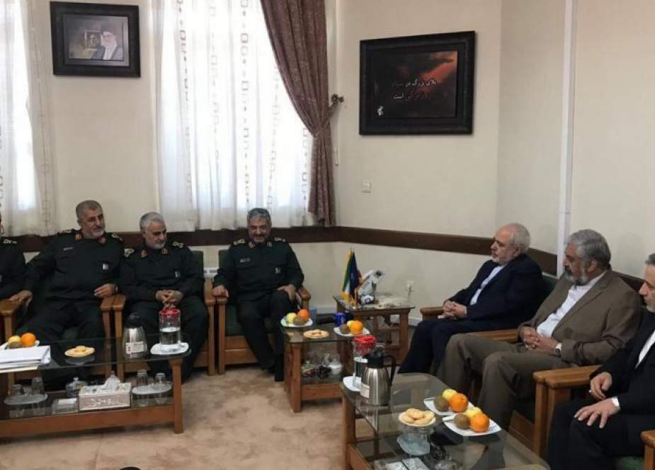 Iranian Foreign Minister Mohammad Javad Zarif (3rd-R) meets with commanders of the Islamic Revolution Guards Corps (IRGC) in Tehran on April 10, 2019.