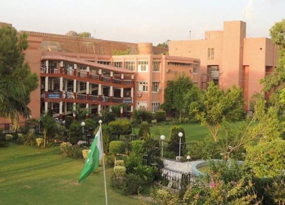 پشاور، لیڈی ریڈنگ ہسپتال میں آلات نہ ہونے پر انتظامیہ نے دل کے آپریشن روک دیئے