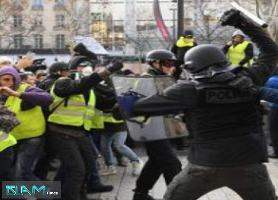 فرانسوی‌ها باردیگر علیه نظام سرمایه‌داری به خیابان‌ها ریختند