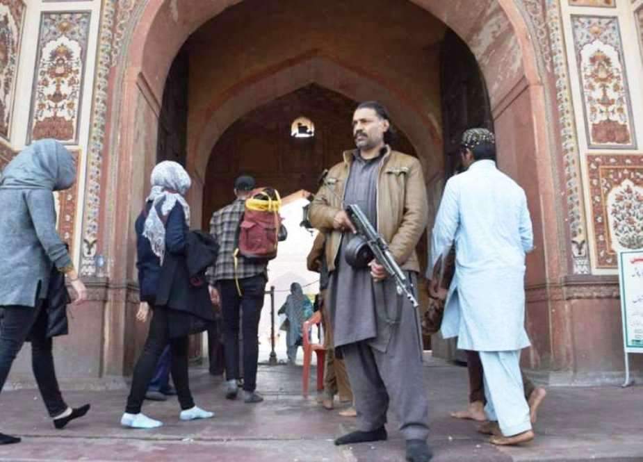 لاہور، امام کعبہ آج بادشاہی مسجد میں نماز مغرب پڑھائیں گے