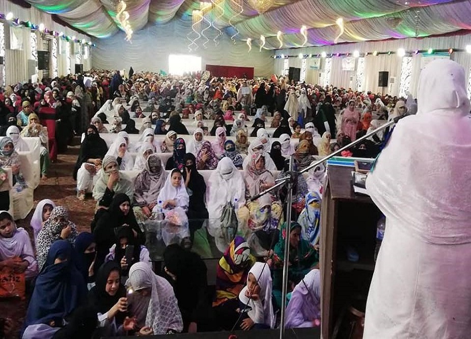 گوجرانوالا، جماعت اسلامی کے زیراہتمام منعقد ہونیوالی خواتین کانفرنس کی تصاویر
