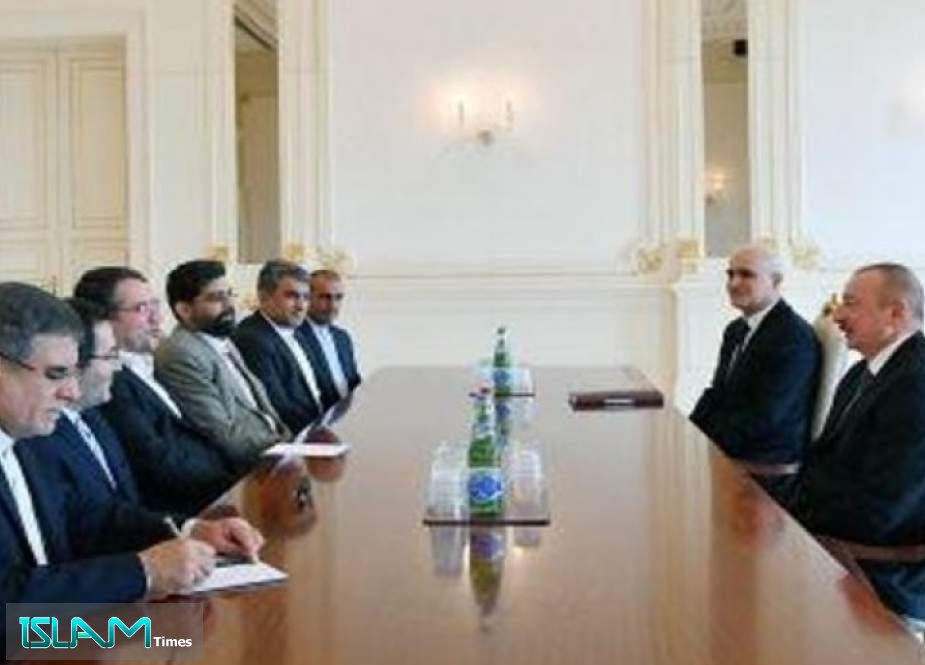 وزير الصناعة الإيراني يلتقي الرئيس الأذربيجاني