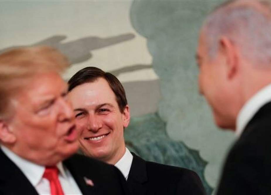 White House senior adviser Jared Kushner, background, smiles as he watches US President Donald Trump, left, talk with Israeli Prime Minister Benjamin Netanyahu at the White House in Washington, the United States, on March 25, 2019. (Photo by Reuters)