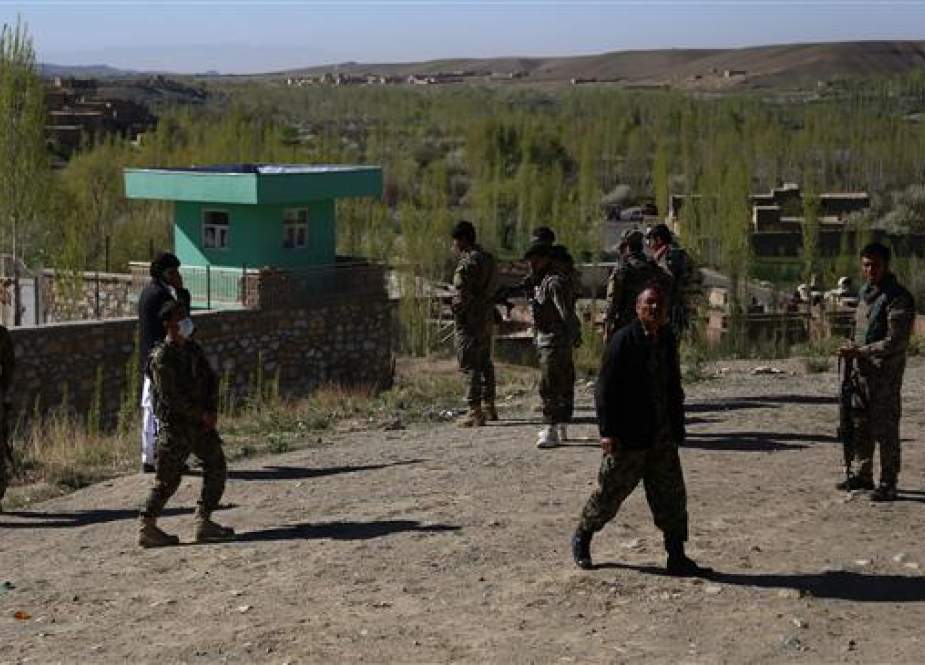 Afghan security personnel.jpg