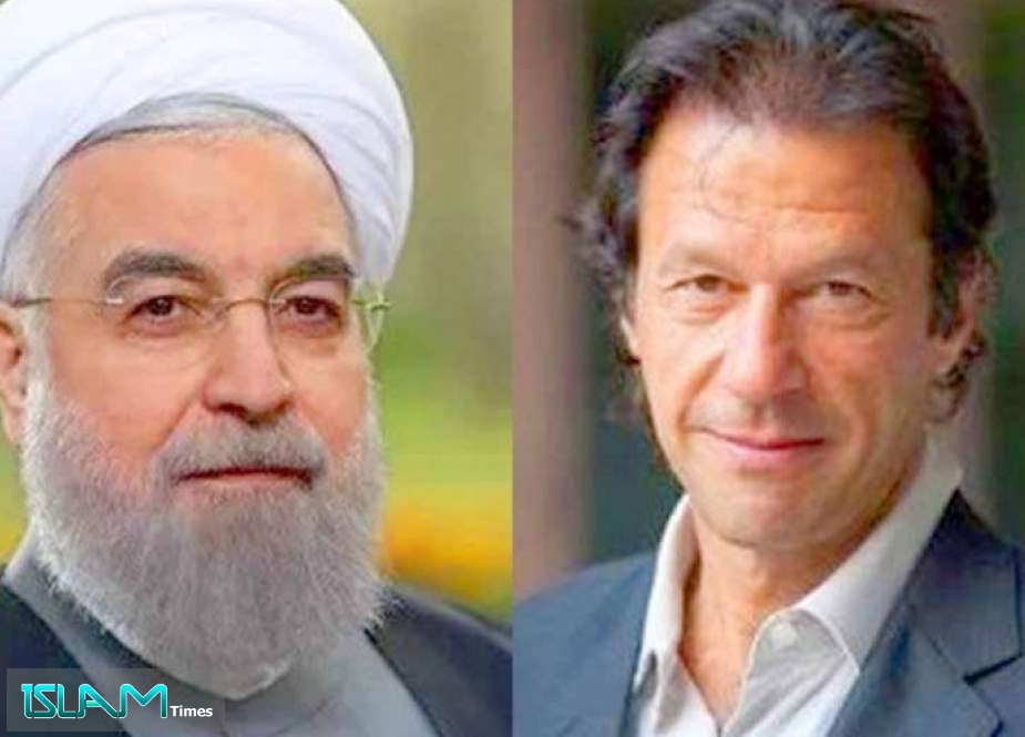 الرئيس روحاني يستقبل رئيس الوزراء الباكستاني رسمياً