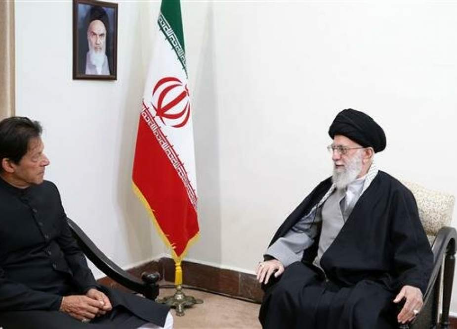 Ayatollah Seyyed Ali Khamenei and Pakistani Prime Minister Imran Khan meet in Tehran.jpg
