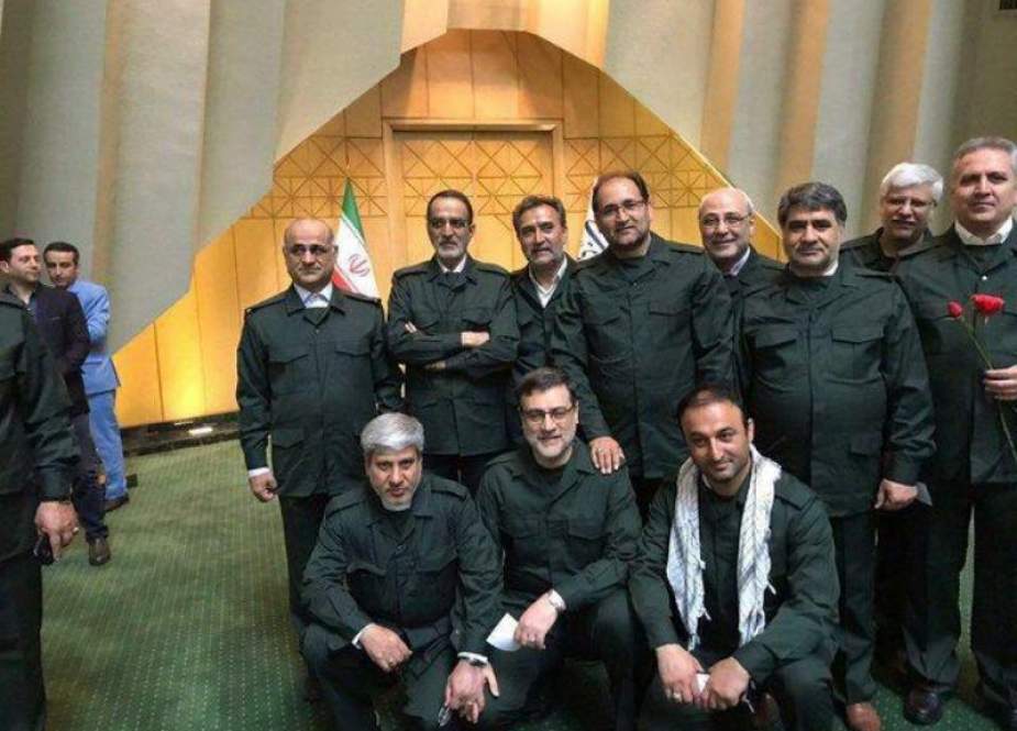 Iranian lawmakers.jpg