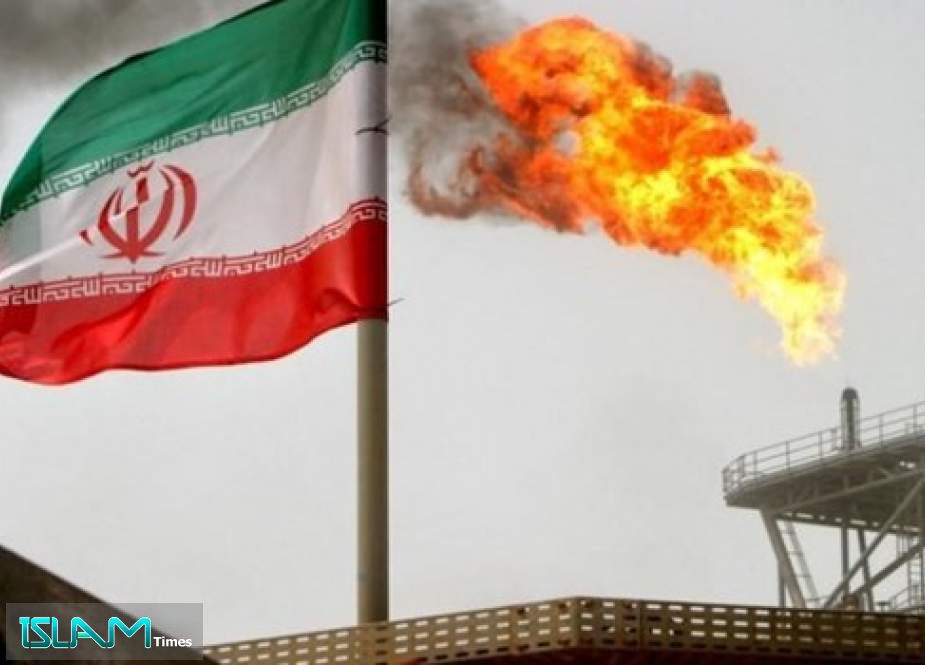 "التايمز" تحذرمن "انتقام آسيوي" بمنع ترامب صادرات النفط الإيراني