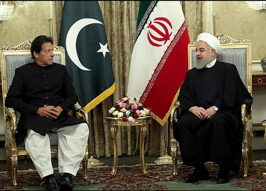 سازشوں کے سائے میں عمران خان کا دورہ ایران اور اسکے اثرات
