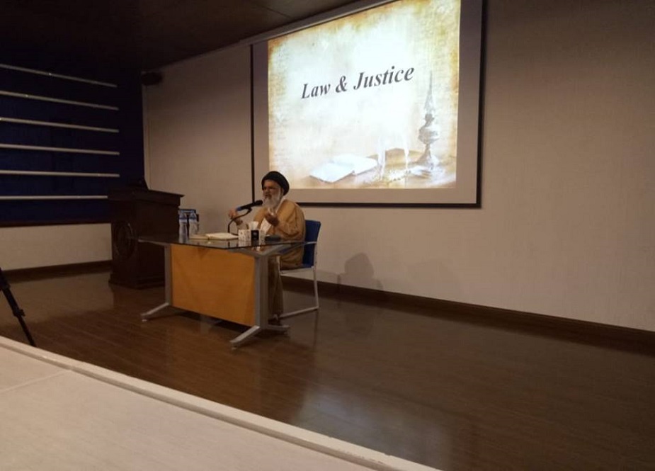 لاہور، یونیورسٹی آف پنجاب میں لاء اینڈ جسٹس کے عنوان سے منعقد ہونیوالی علمی نشست کی تصاویر