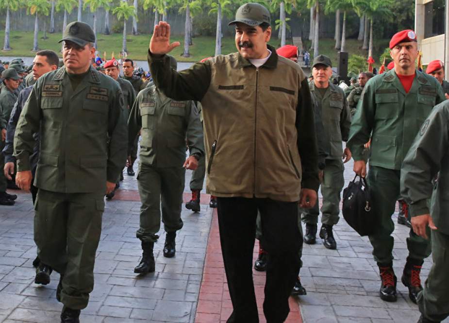 Maduro minta Angkatan Darat untuk siap bela Venezuela dari Serangan AS (Sputnik)