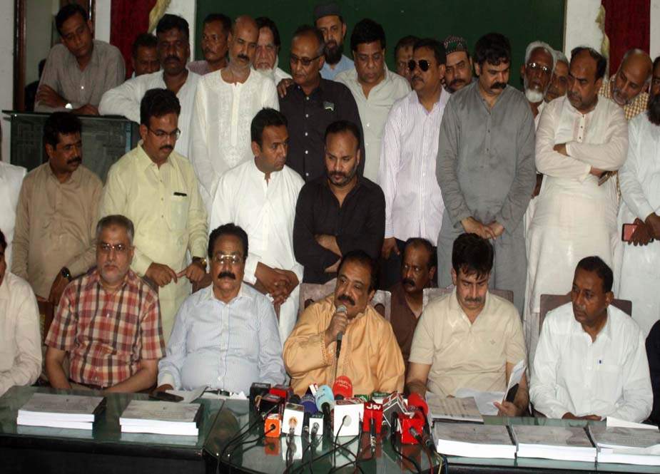 ہم سندھ کی تقسیم نہیں چاہتے بلکہ نئے انتظامی یونٹس بنانے کا کہہ رہے ہیں،  کنور نوید جمیل