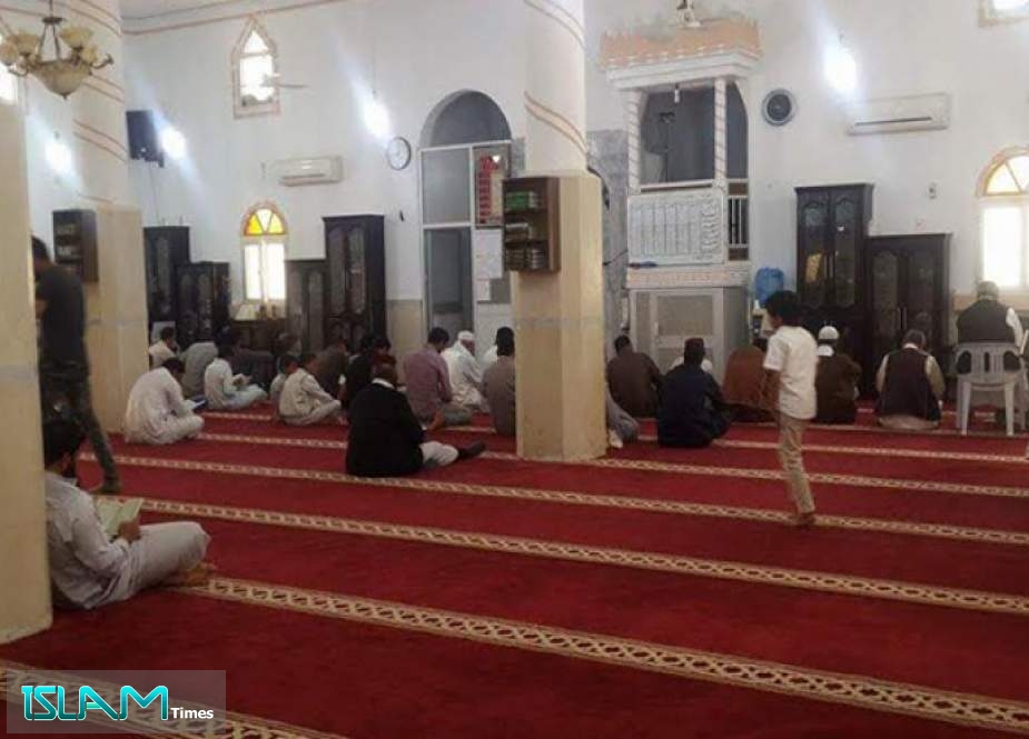 ليبيا: ضرب خطيب المسجد الأخضر مطالبا بإنهاء خطبته