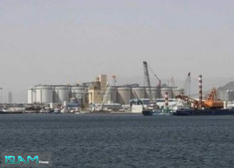 تونس والجزائر تنددان بتخريب سفن تجارية في الفجيرة