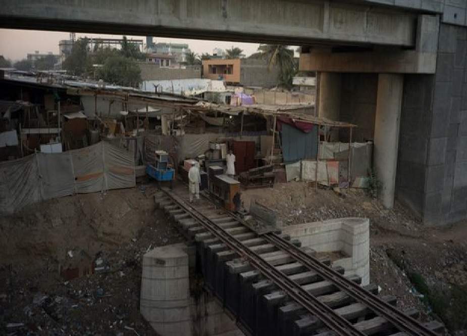 کراچی سرکلر ریلوے کے اطراف تجاوزات کیخلاف آج سے آپریشن کا آغاز ہوگا