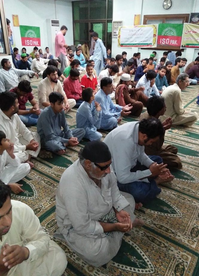 فیصل آباد، آئی ایس او کی جانب سے یونیورسٹی اسٹوڈنٹس کیلئے افطار ڈنر کی تصاویر