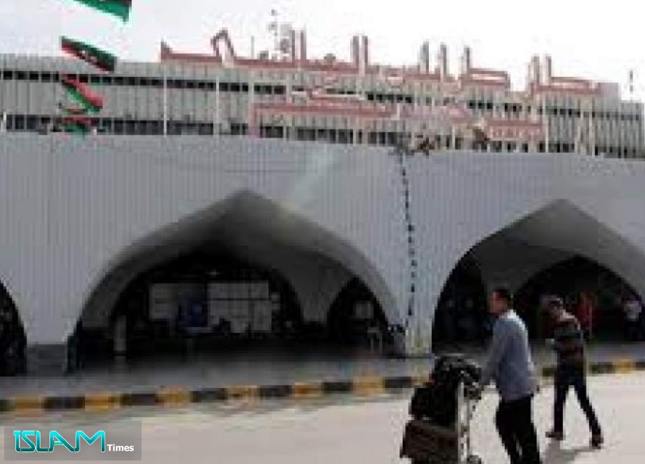 ليبيا.. قوات الوفاق تسيطر على أغلب مطار طرابلس الدولي‎