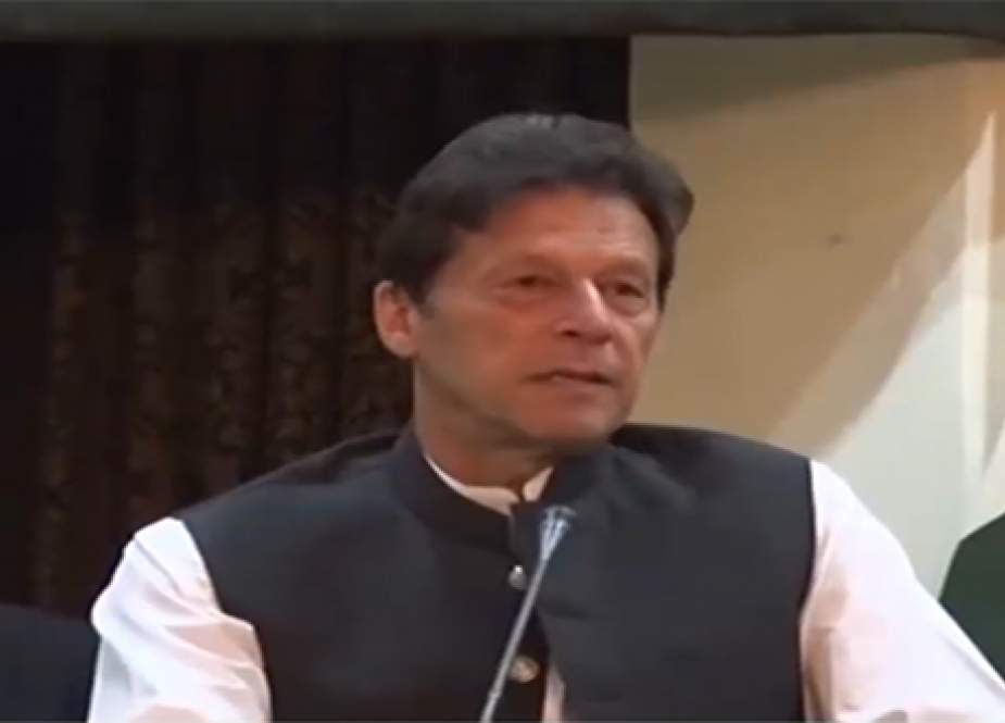 قبائیلیوں کے مسائل انکی مشاورت سے ہی حل کرینگے، وزیراعظم عمران خان