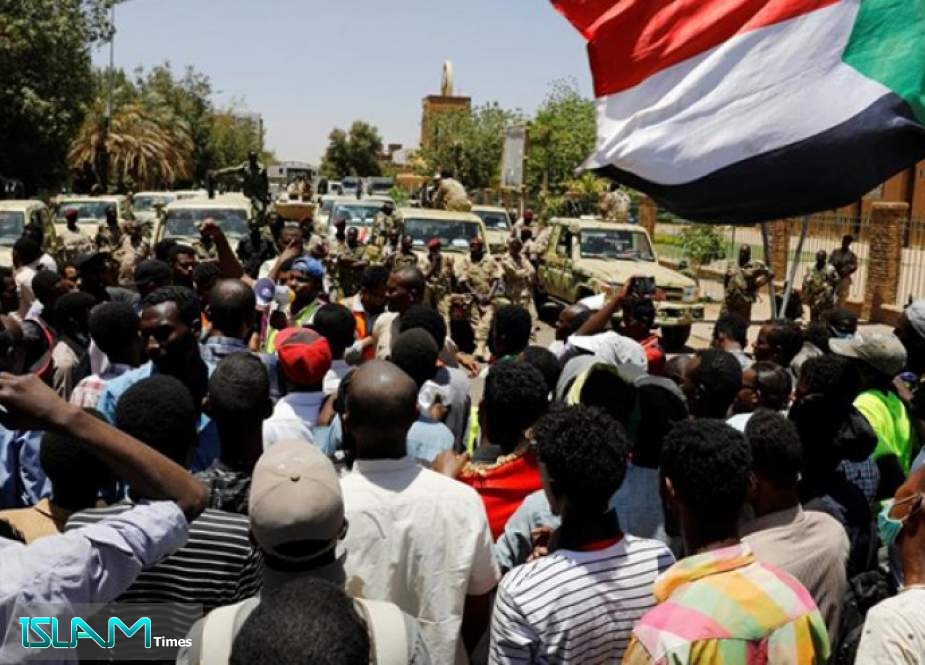 تجمع المهنيين في السودان يدعو لإسقاط المجلس العسكري