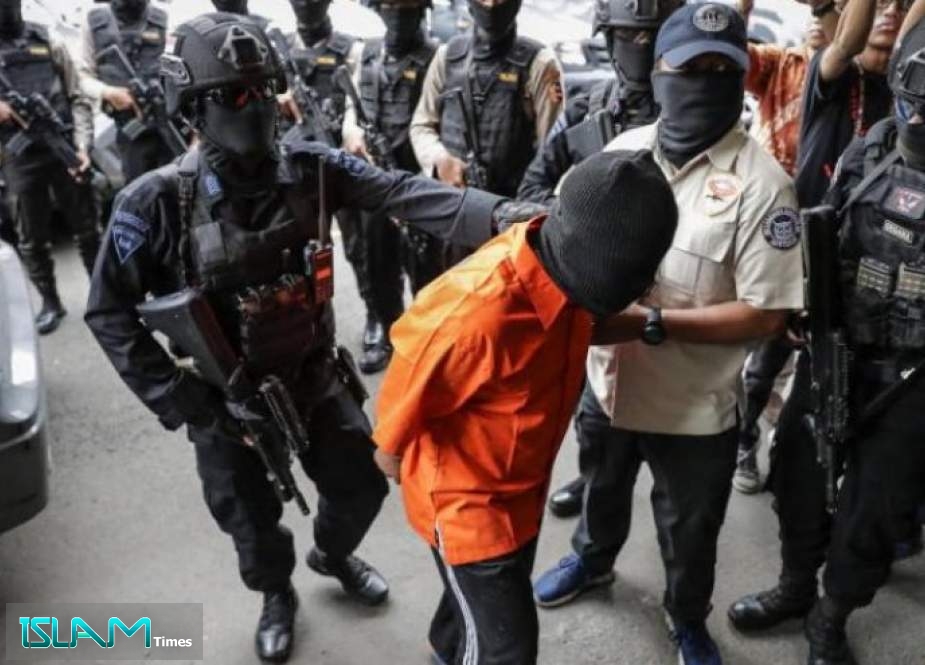 الشرطة الإندونيسية تعتقل شخصين بايعا ‘‘داعش‘‘