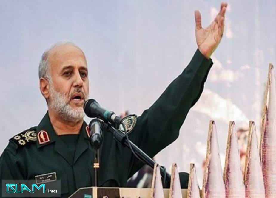 قائد ايراني: أي خطأ في حسابات الاعداء سيكلفهم ثمناً باهظاً