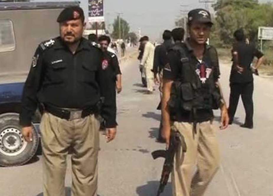 پشاور، انتظامیہ و پولیس کا آپریشن، بھاری مقدار میں کھلونا اسلحہ برآمد