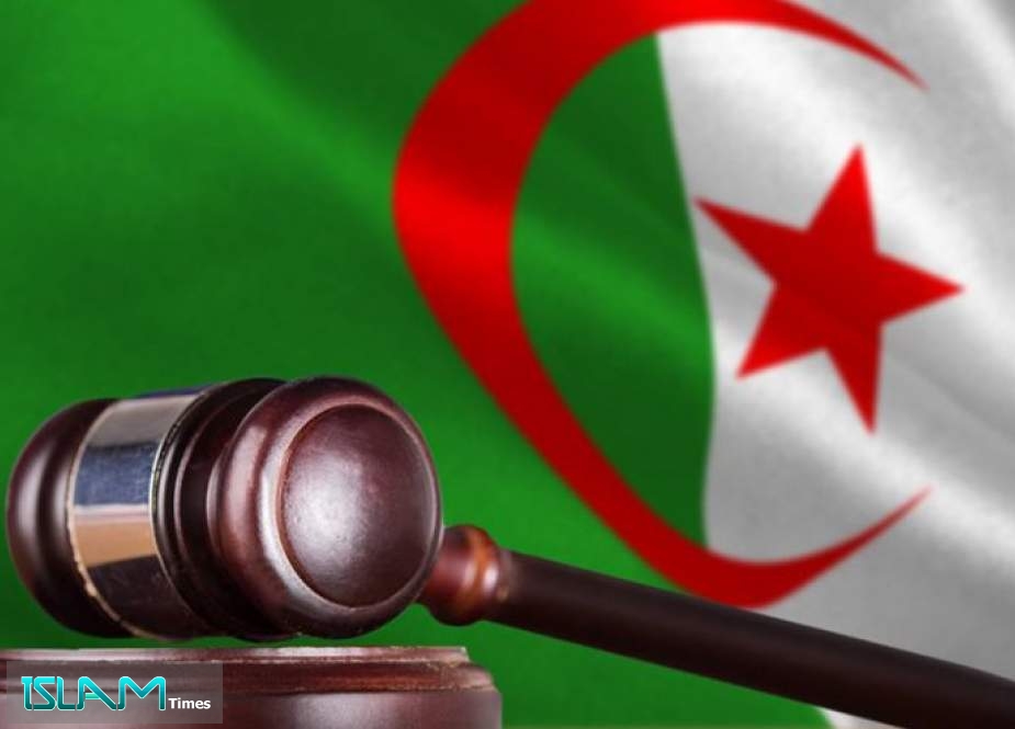 القضاء الجزائري يحقق في قضية وفاة ناشط حقوقي