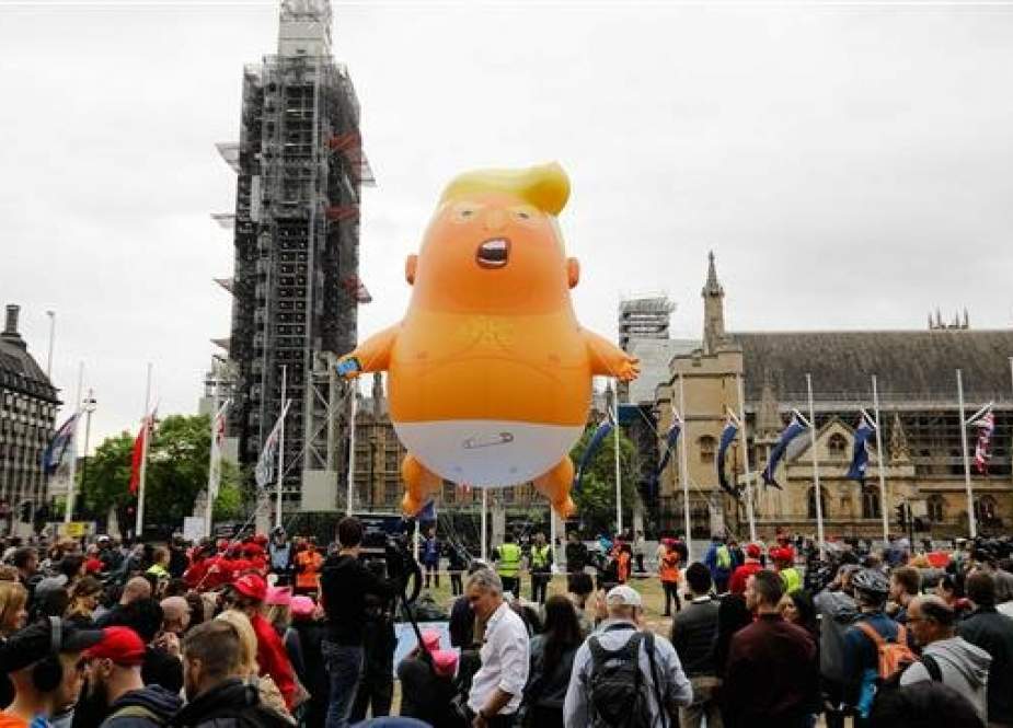 Anti-Trump demonstrators in Parliament Square outside the Houses of Parliament in London.jpg