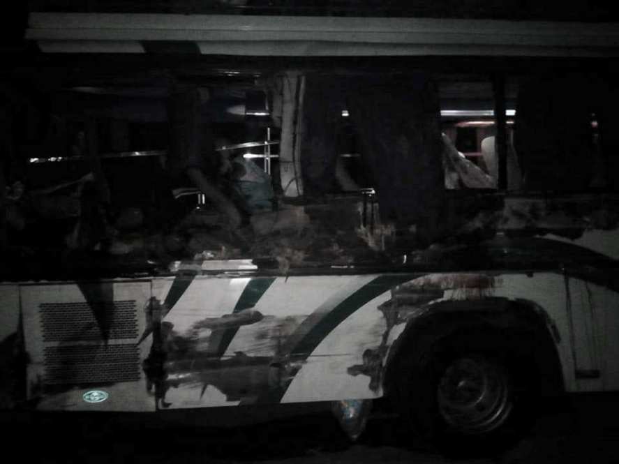 پنجاب کے شہر بھکر میں مسافر بس اور ٹرک میں تصادم