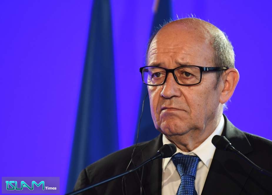 لودريان: فرنسا تتابع “باهتمام” الوضع في الجزائر