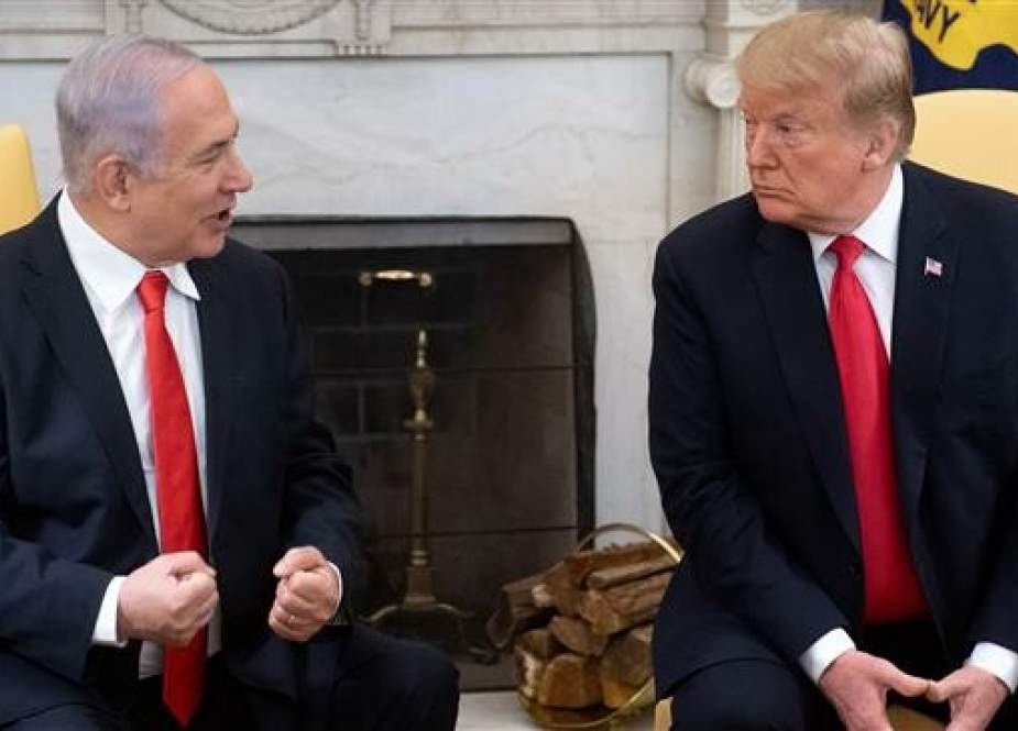 US President Donald Trump (R) and Israeli Prime Minister Benjamin Netanyahu hold a meeting in the Oval Office at the White House in Washington, DC, on March 25, 2019. (Photo by AFP)