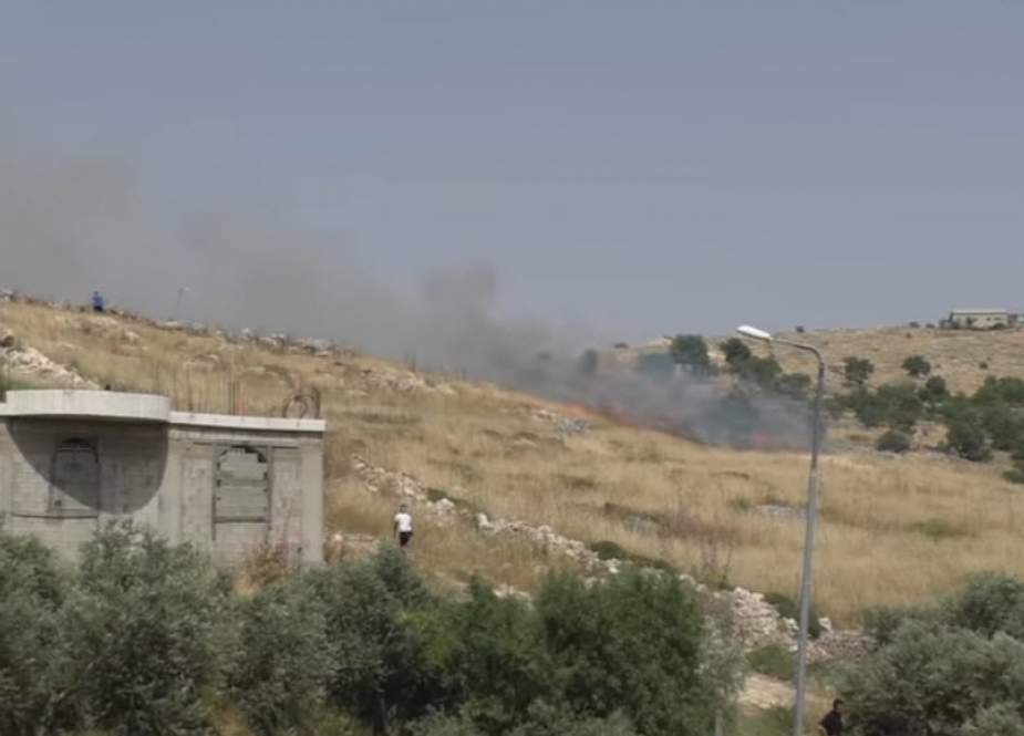 Settlers set fire to Palestinian village, Israeli firefighters take no action
