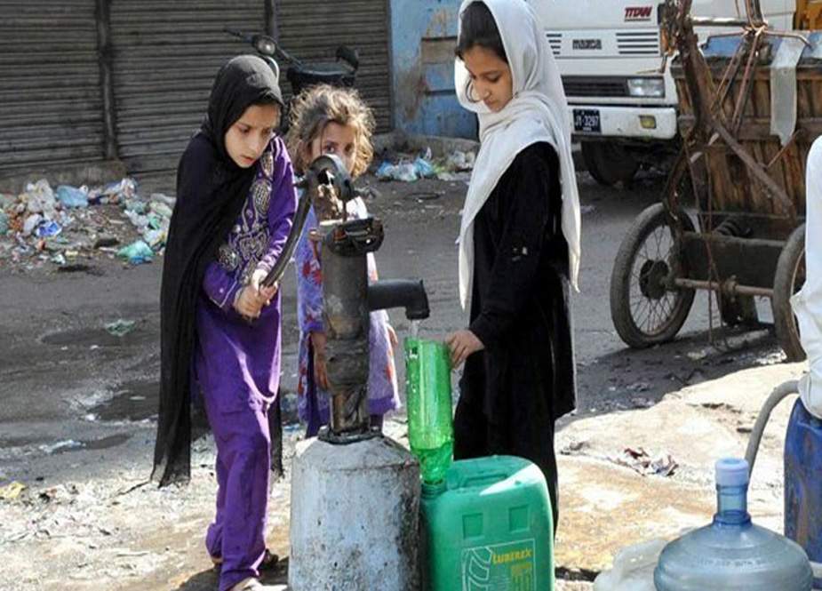 حکومتوں کی ناقص پالیسی اور مبینہ کرپشن، کراچی میں پانی کا بحران شدت اختیار کرگیا