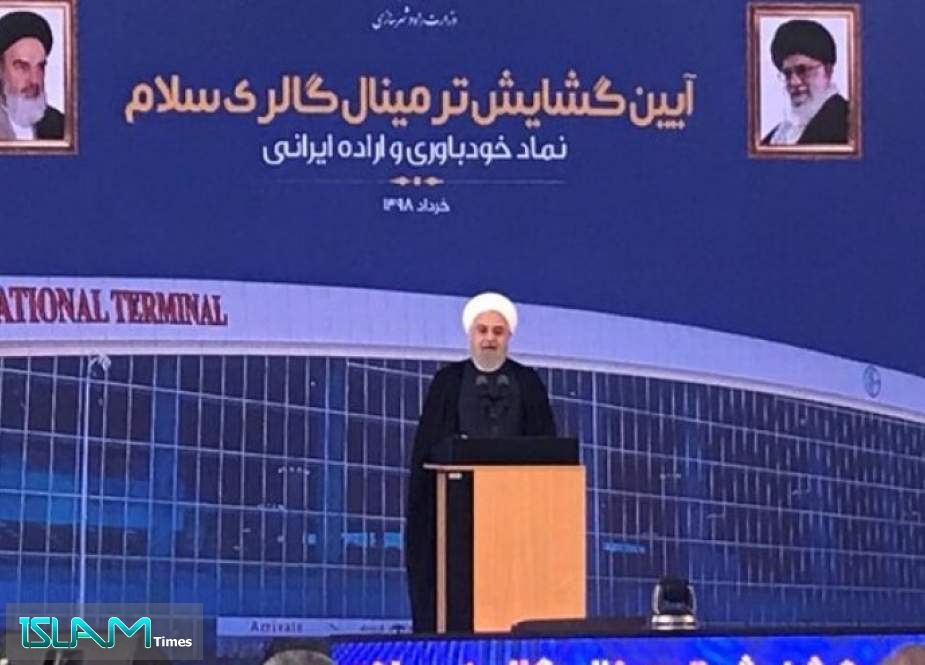 روحاني: البلاد تشهد كل يوم إنجازاً جديداً رغم الضغوط