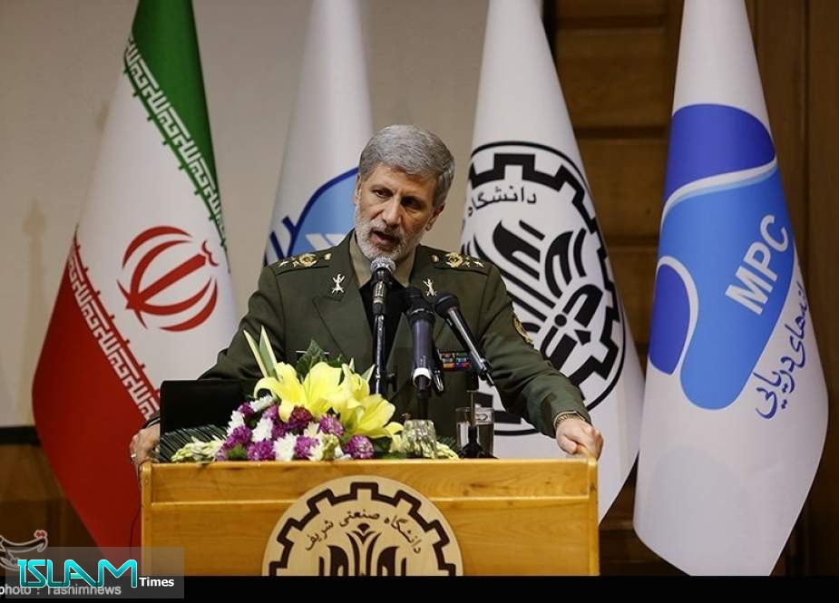وزير الدفاع الإيراني: ايران لن تتهاون في حماية مصالحها الوطنية