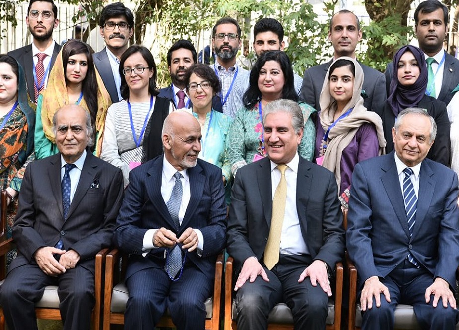 اسلام آباد، افغان صدر اشرف غنی کی انسٹی ٹیوٹ آف اسٹریٹیجک اسٹڈیز میں پاکستانی دانشوروں سے گفتگو کی تصاویر