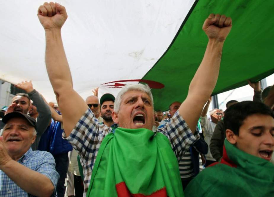 Thousands Protest in Algeria Capital, Break Police Cordon