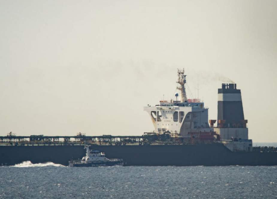 Iranian oil tanker.jpg