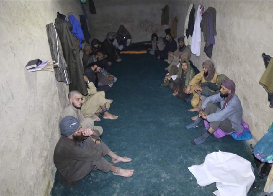 ISIL inmates in Taliban prison.jpg