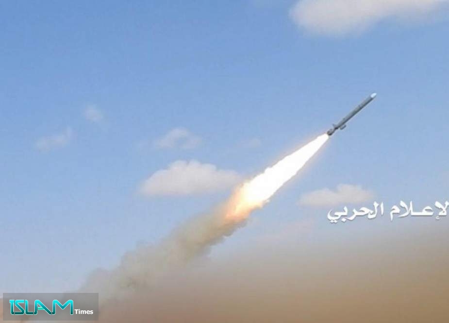 القوات اليمنية تدك العدوان السعودي بصاروخ زلزال 1