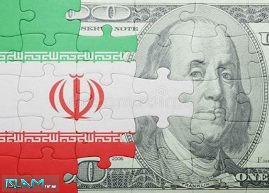 بلومبرغ: ايران كبحت جماح إجراءات الحظر الأميركية