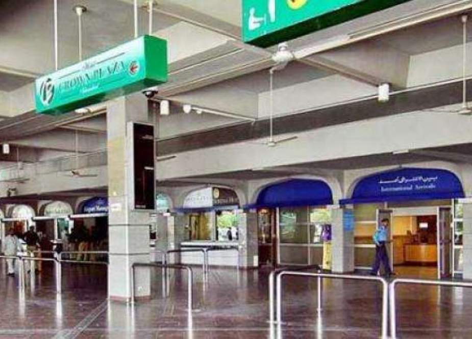 اسلام آباد ائیرپورٹ پراسمگلنگ میں ملوث ایف آئی اے اہلکار گرفتار
