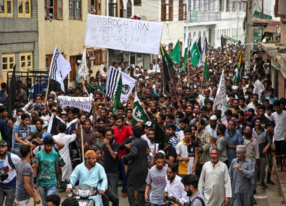 کشمیر میں عوامی احتجاج جاری، پیلیٹ گن سے مزید کشمیری زخمی