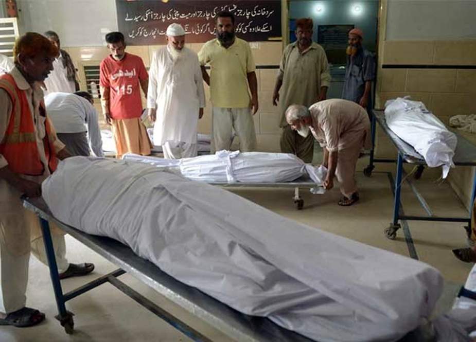 کراچی میں طوفانی بارشیں، مختلف حادثات میں 14 افراد جاں بحق