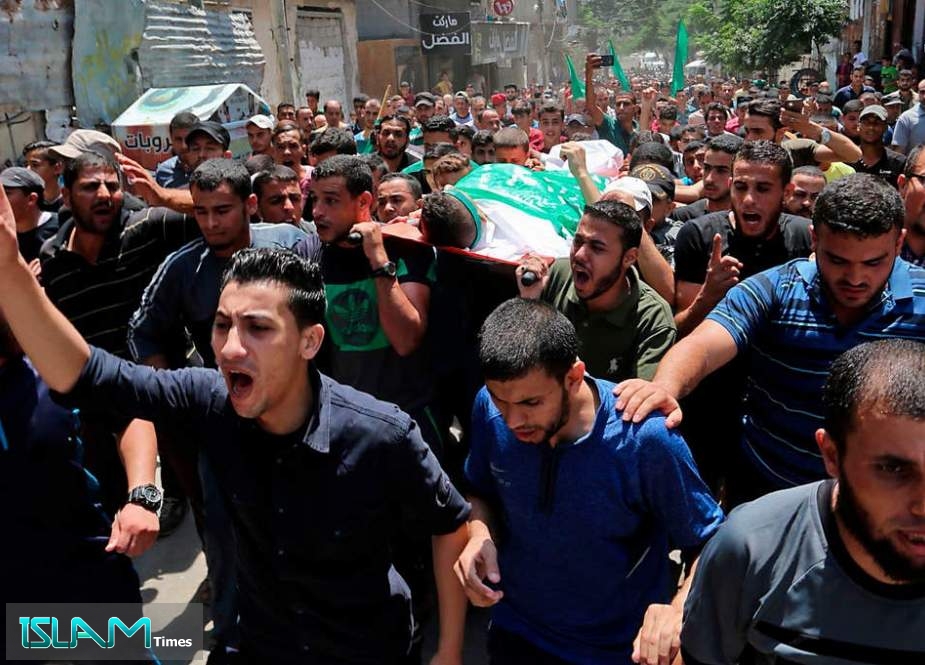 Israeli forces kill a Gazan youth on first day of Eid al-Adha