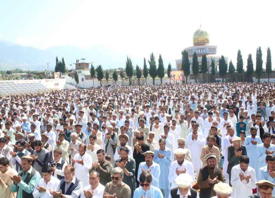 پاراچنار، مرکزی عید گاہ میں نماز عید کی ادائیگی